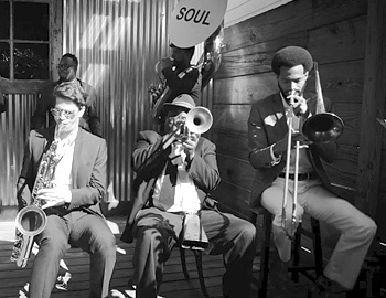 פסטיבל ניו אורלינס בתל אביב - הוט ג'אז מניו אורלינס עם Soul Brass Band כרטיסים